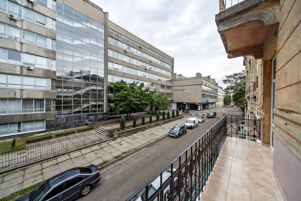 American Apartment Λβιβ Εξωτερικό φωτογραφία